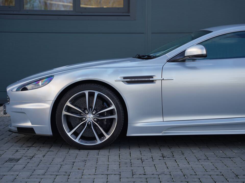 Immagine 9/50 di Aston Martin DBS (2011)