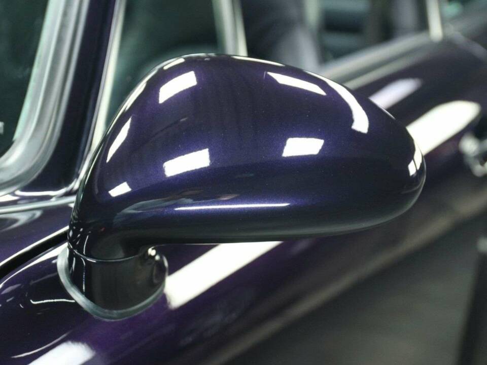 Immagine 44/50 di Porsche 911 Carrera 4 (1993)