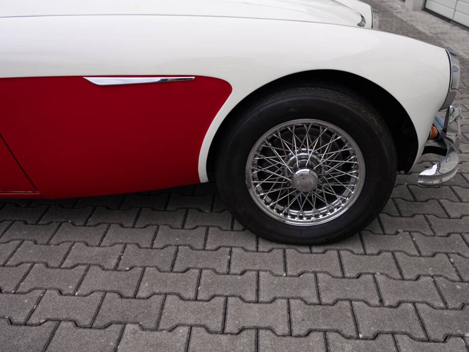 Image 53/72 de Austin-Healey 3000 Mk II (BJ7) (1962)