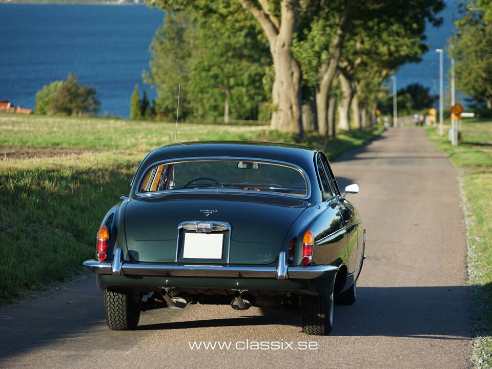 Bild 2/33 von Jaguar 420 G (1970)
