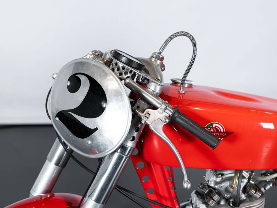 Image 30/34 of Ducati 125 Sport (1957)