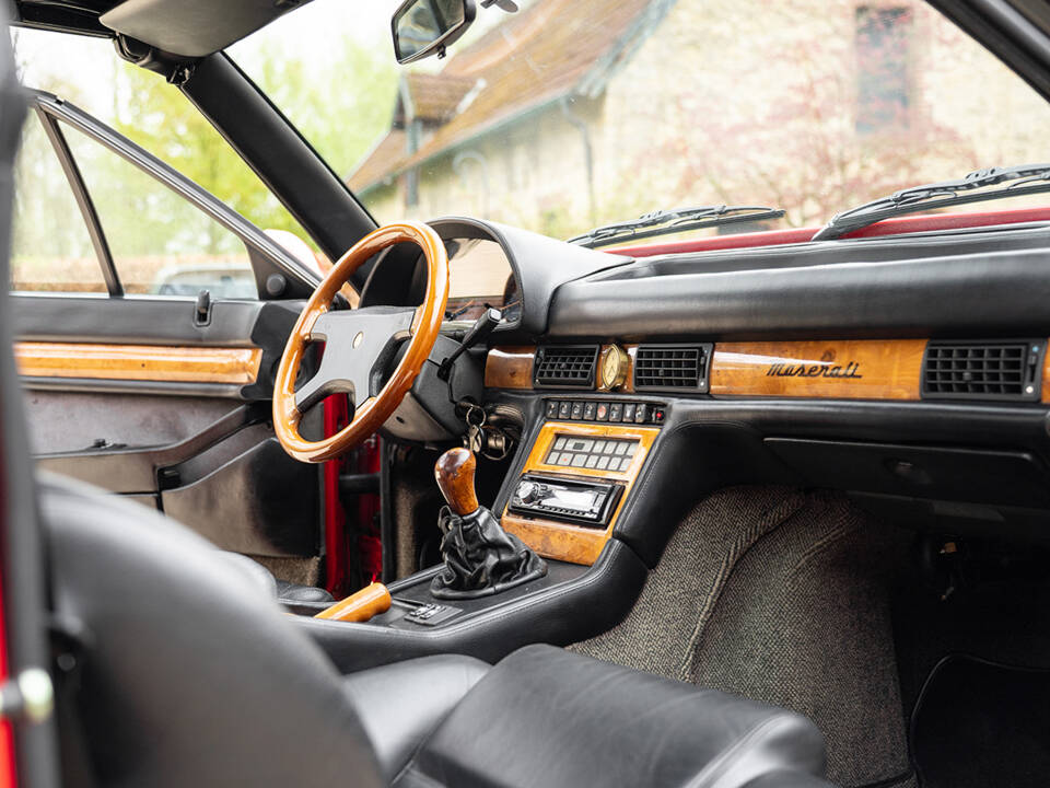 Bild 39/56 von Maserati Spyder (1991)