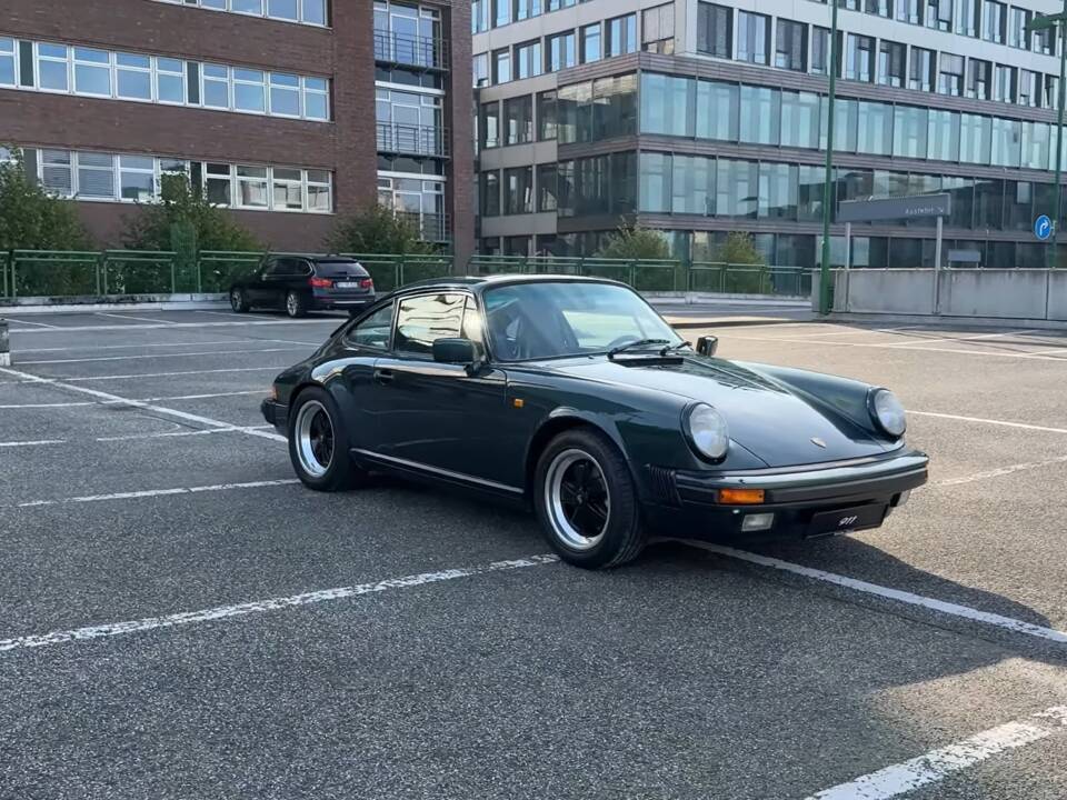Bild 1/15 von Porsche 911 Carrera 3.2 (1985)
