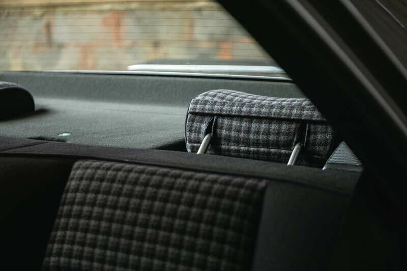 Image 20/43 of Mercedes-Benz 300 CE 3.2 AMG (1990)