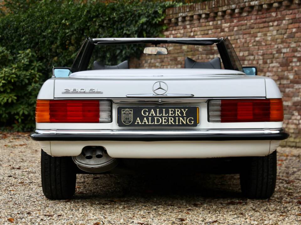 Bild 6/50 von Mercedes-Benz 280 SL (1977)