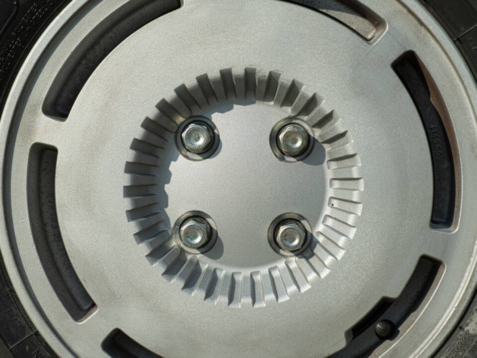 Image 13/50 de Renault R 5 GT Turbo (1986)