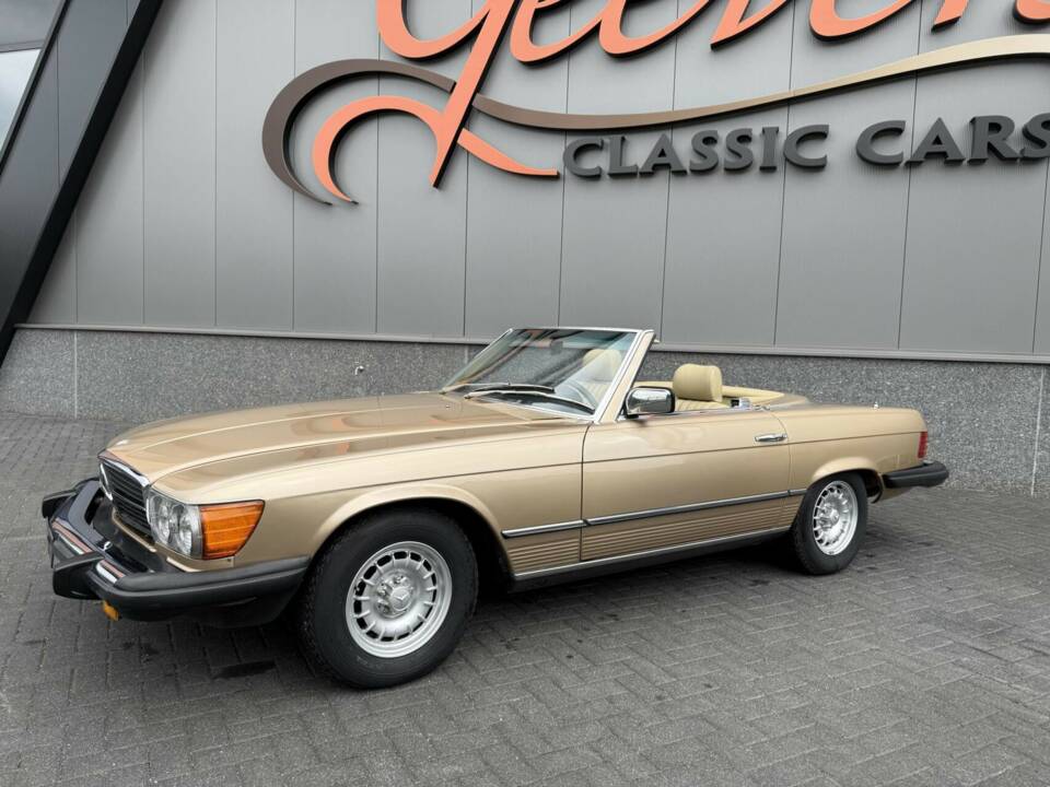 Image 1/50 de Mercedes-Benz 380 SL (1983)