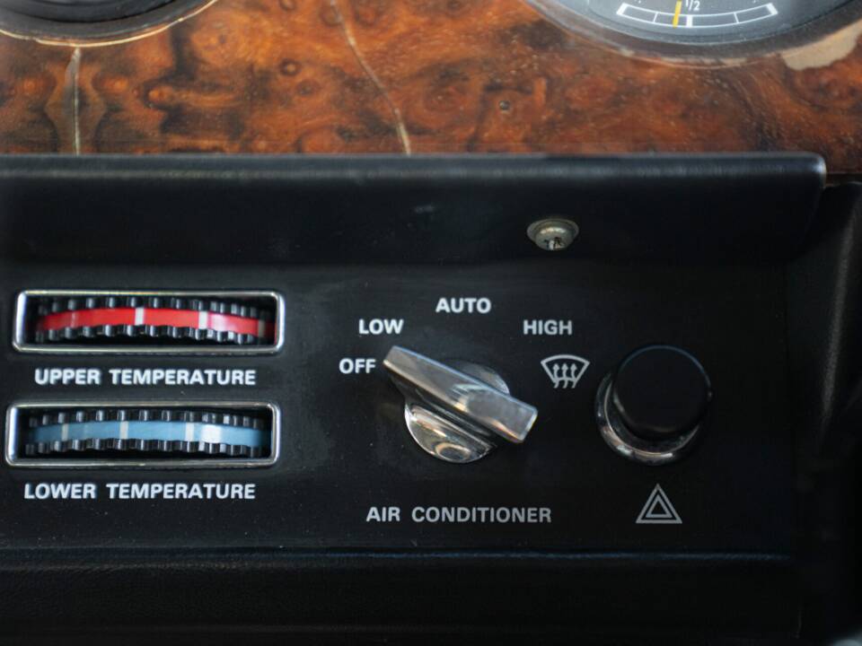 Imagen 42/50 de Bentley Eight (1980)