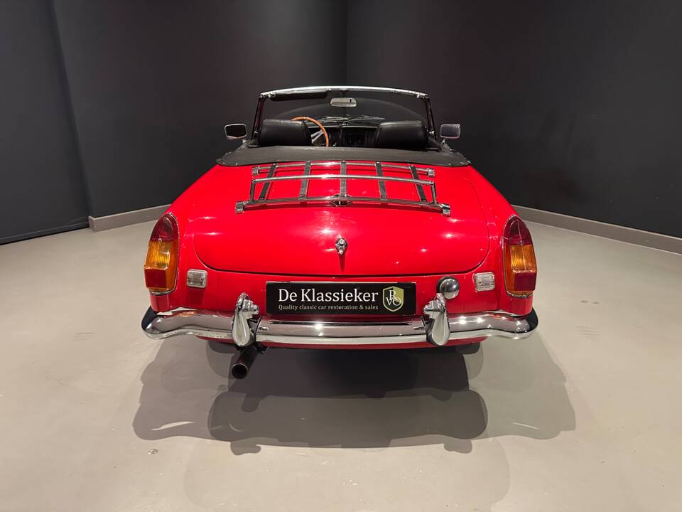 Imagen 6/49 de MG MGB (1977)