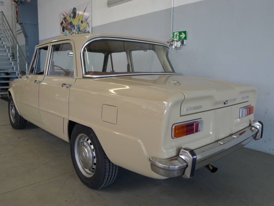 Image 24/26 of Alfa Romeo Giulia 1300 TI (1970)
