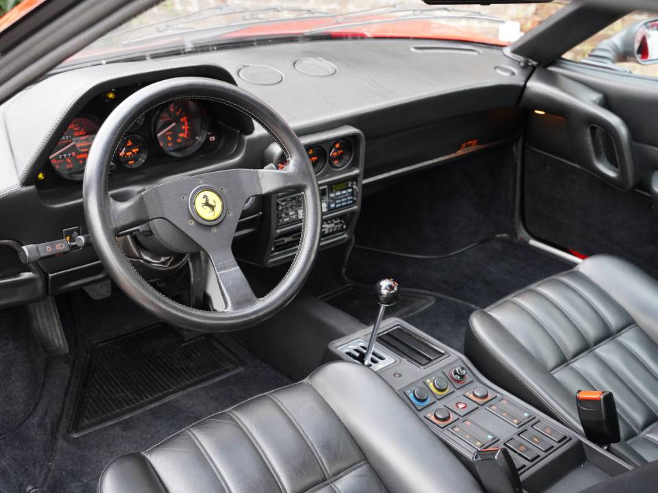 Image 3/50 of Ferrari 328 GTB (1986)
