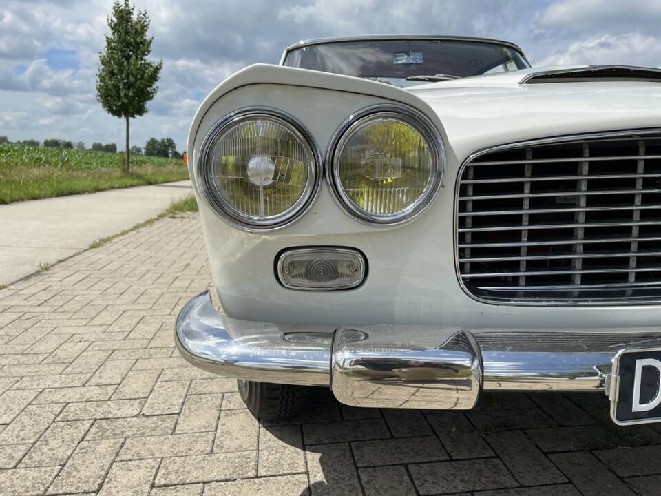 Image 6/8 of Lancia Flaminia GT 2.5 3C Touring (1962)