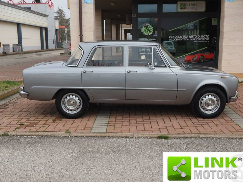 Bild 4/10 von Alfa Romeo Giulia 1.3 Super (1972)