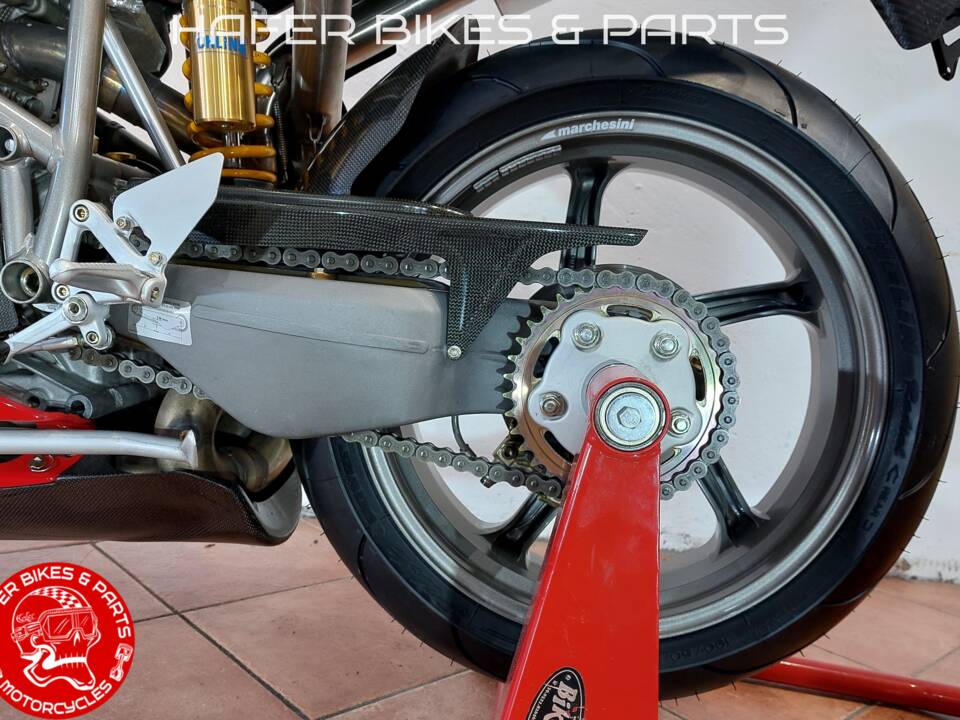 Afbeelding 35/40 van Ducati 996 R (2001)
