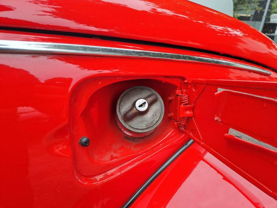 Immagine 15/33 di Volkswagen Beetle 1200 L (1980)