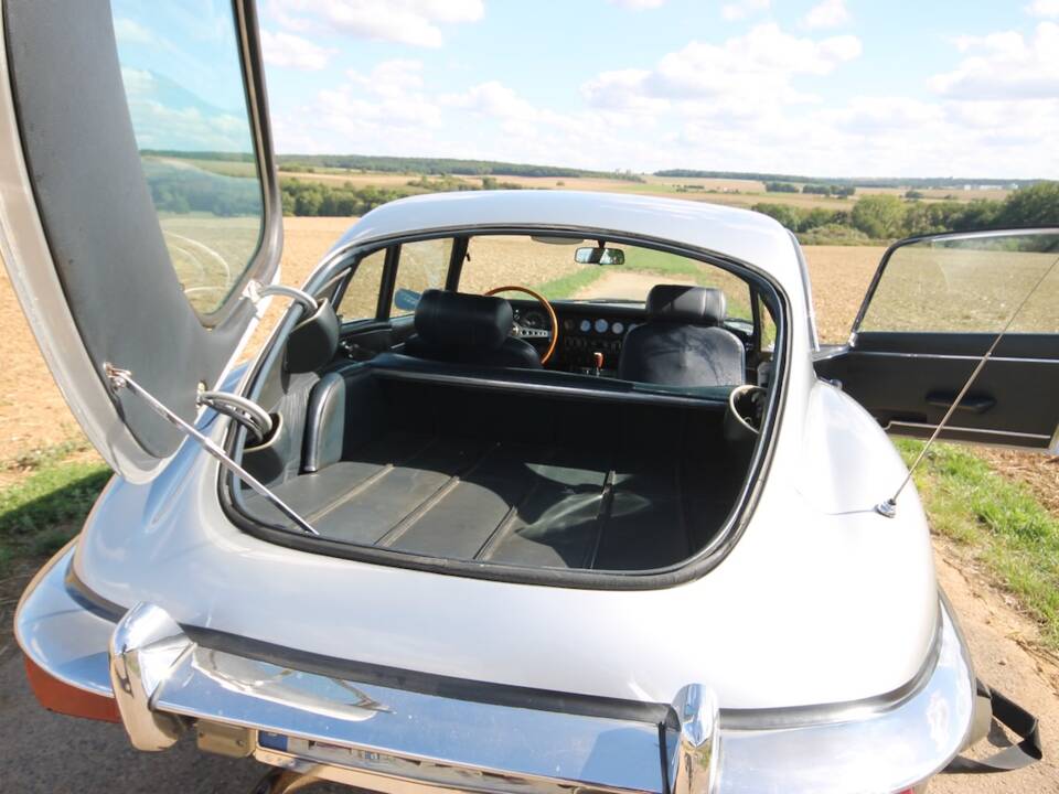 Bild 14/38 von Jaguar E-Type (2+2) (1968)