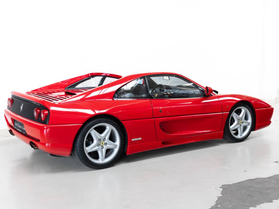 Afbeelding 6/40 van Ferrari F 355 Berlinetta (1996)