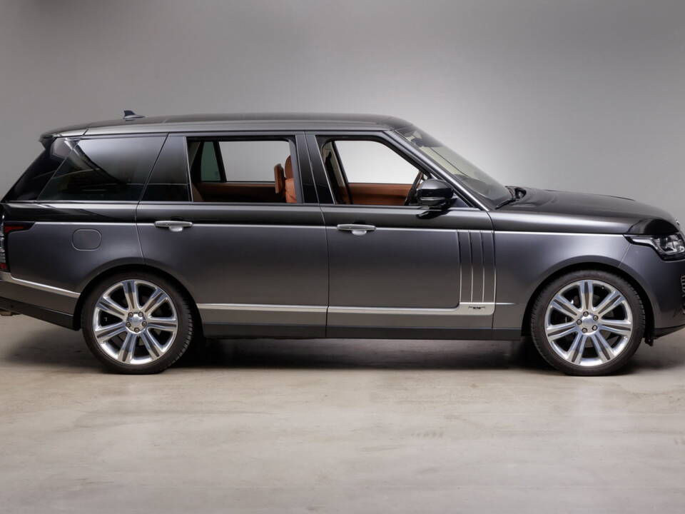 Image 7/34 de Land Rover Range Rover V8 SV Autobiography (2015)