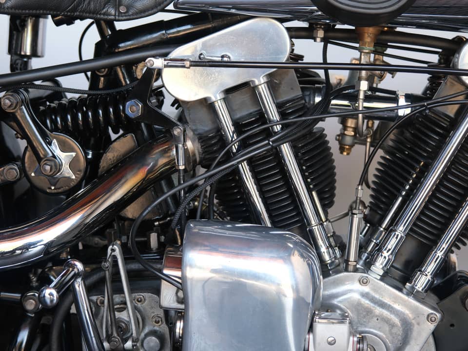 Image 20/99 of Brough-Superior SS 100 (1933)
