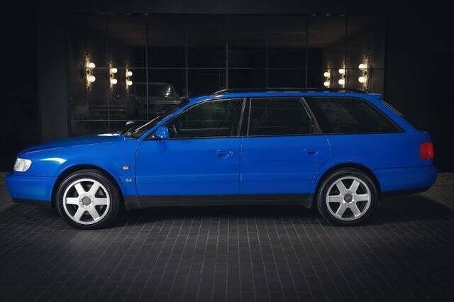 Image 5/15 de Audi S6 Plus Avant (1996)