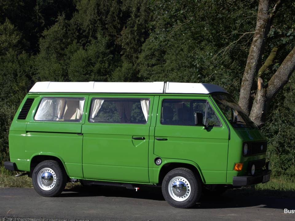 Immagine 11/62 di Volkswagen T3 Westfalia 1.6 (1981)