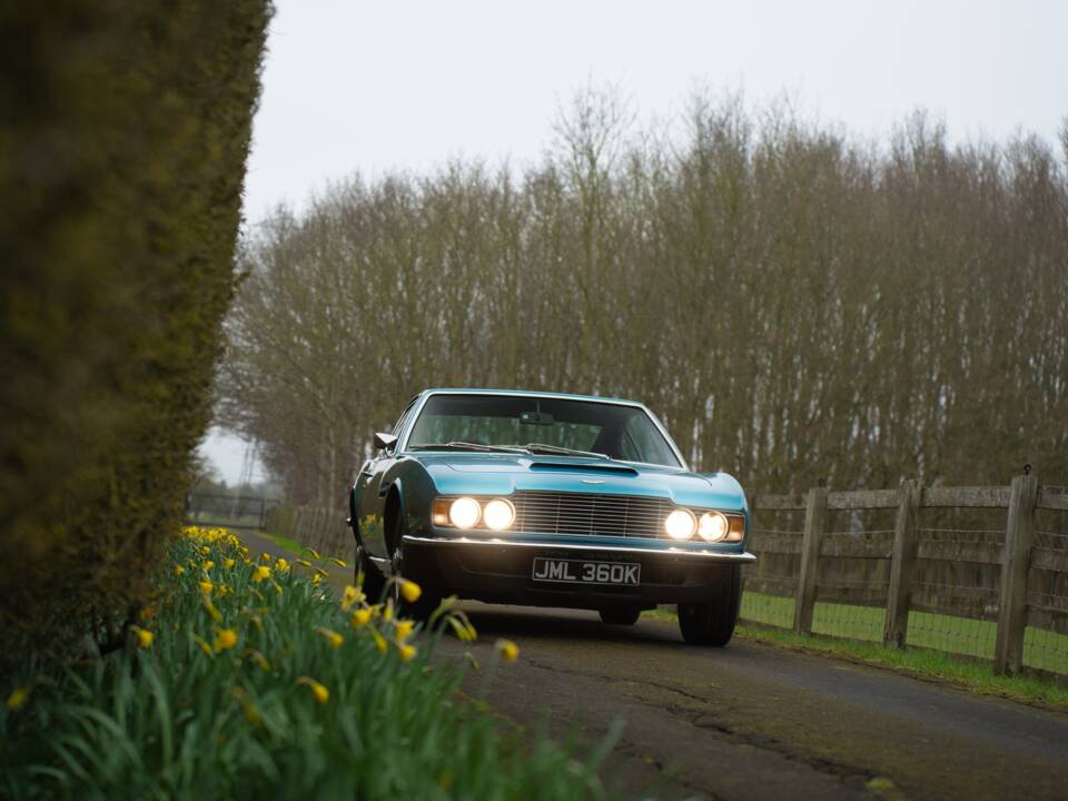 Afbeelding 7/50 van Aston Martin DBS V8 (1972)