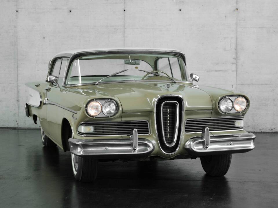 Bild 8/50 von Edsel Corsair Hardtop (1958)