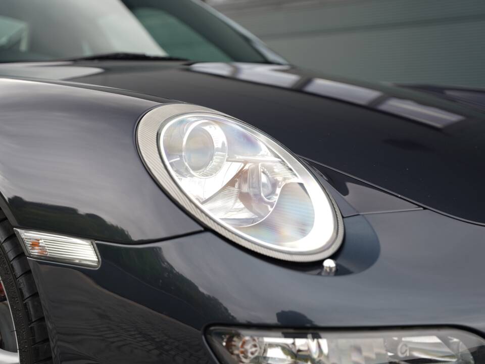 Bild 35/50 von Porsche 911 Carrera 4S (2007)