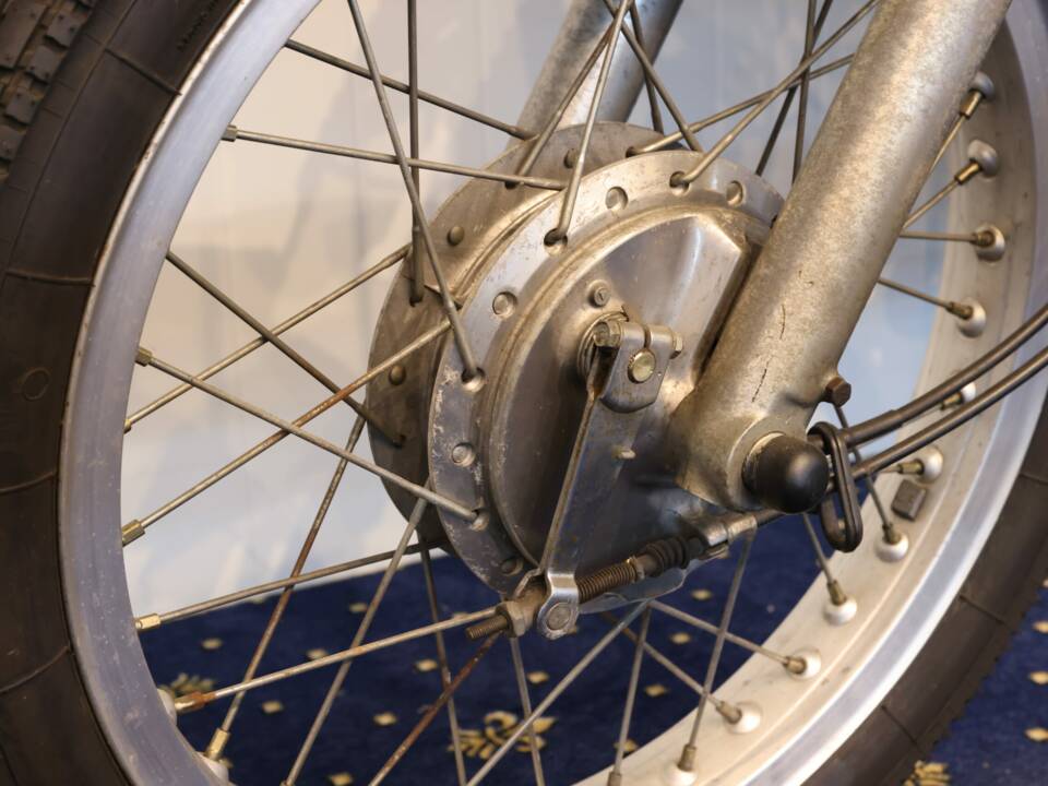 Bild 19/26 von Honda CL 250 S (1900)