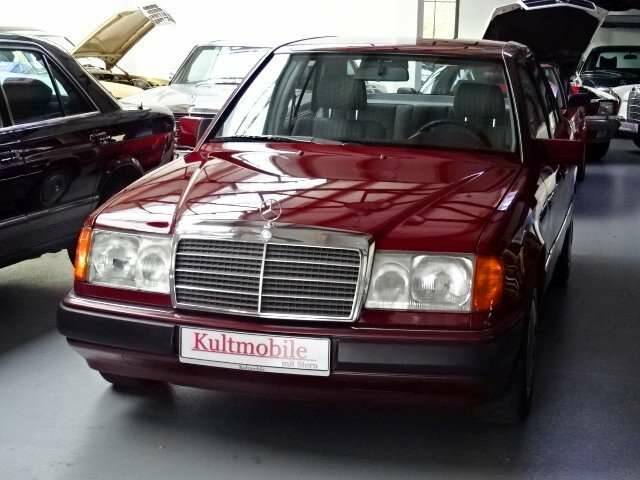 Bild 8/24 von Mercedes-Benz 230 E (1990)