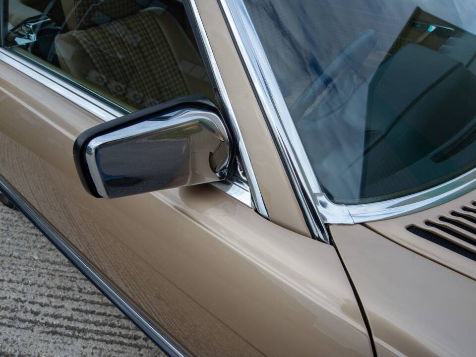 Bild 35/39 von Mercedes-Benz 280 SL (1984)