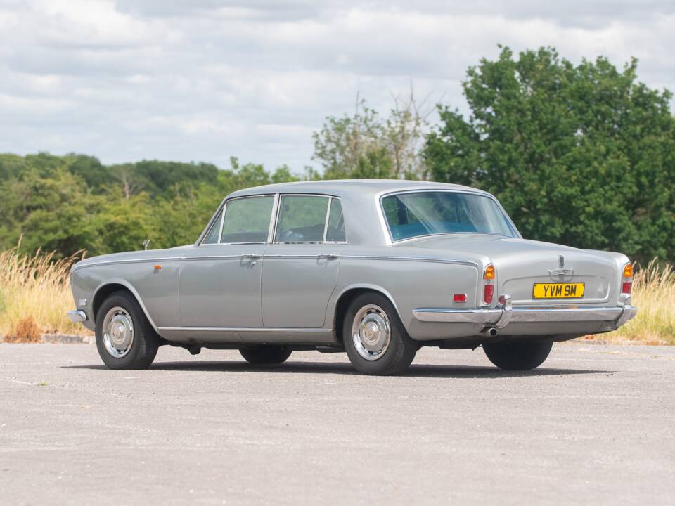 Image 38/50 of Rolls-Royce Silver Shadow I (1973)