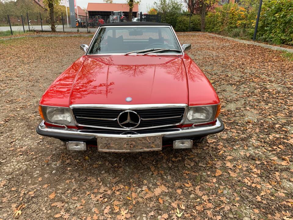 Image 8/160 of Mercedes-Benz 350 SL (1974)