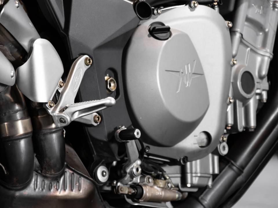Image 11/32 of MV Agusta DUMMY (2005)