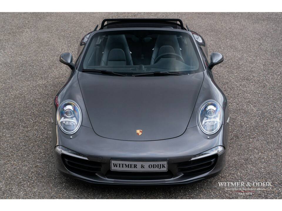 Image 9/47 of Porsche 911 Carrera 4S (2014)