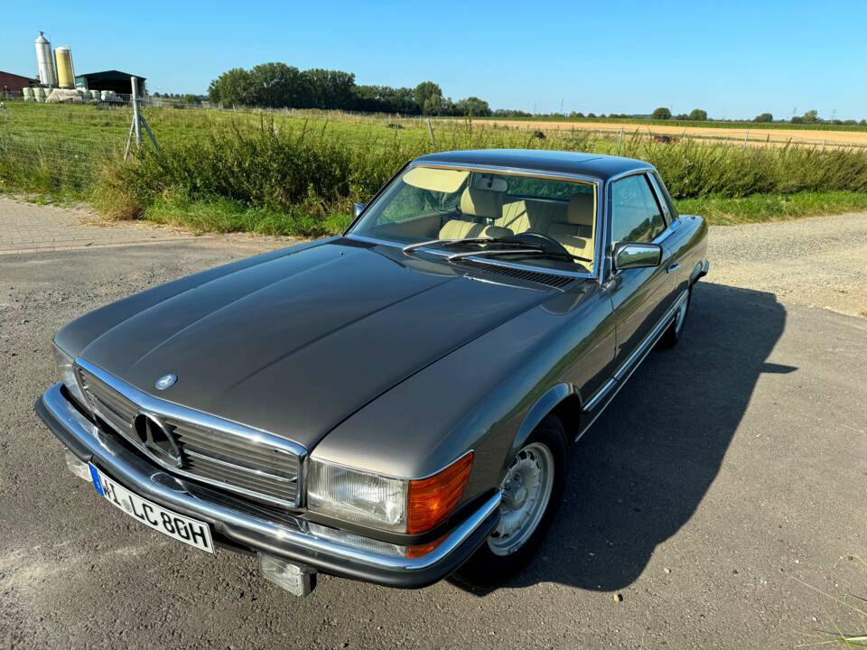 Imagen 3/196 de Mercedes-Benz 380 SLC (1980)