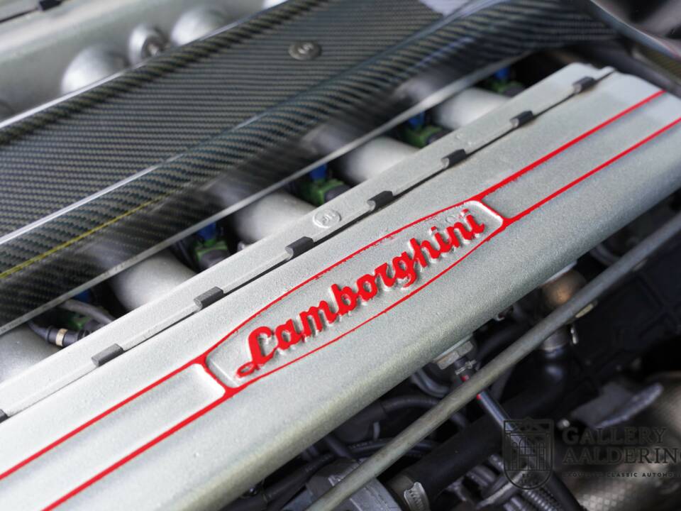 Image 15/50 of Lamborghini Diablo VT Roadster (1996)