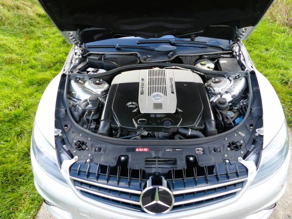 Mercedes-Benz CL 65 AMG Coupé (C 216) silber 2008