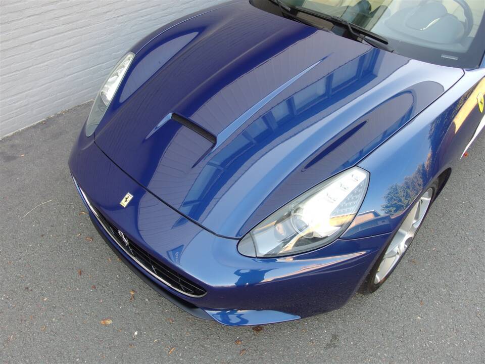 Bild 15/99 von Ferrari California (2009)