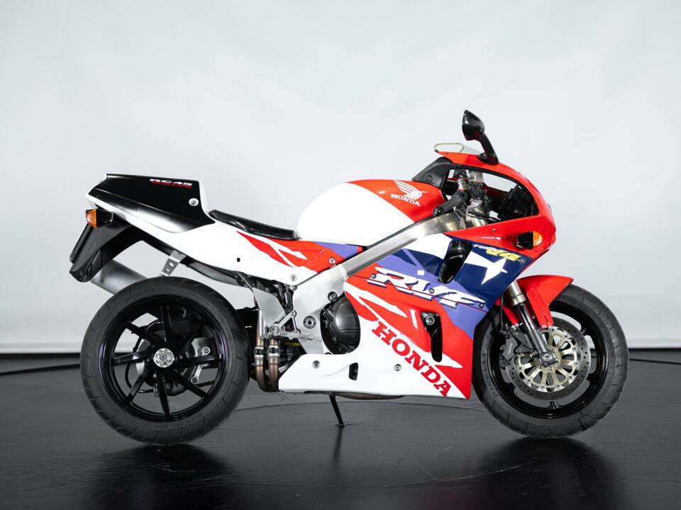 Image 5/42 de Honda RVF 750 (1994)