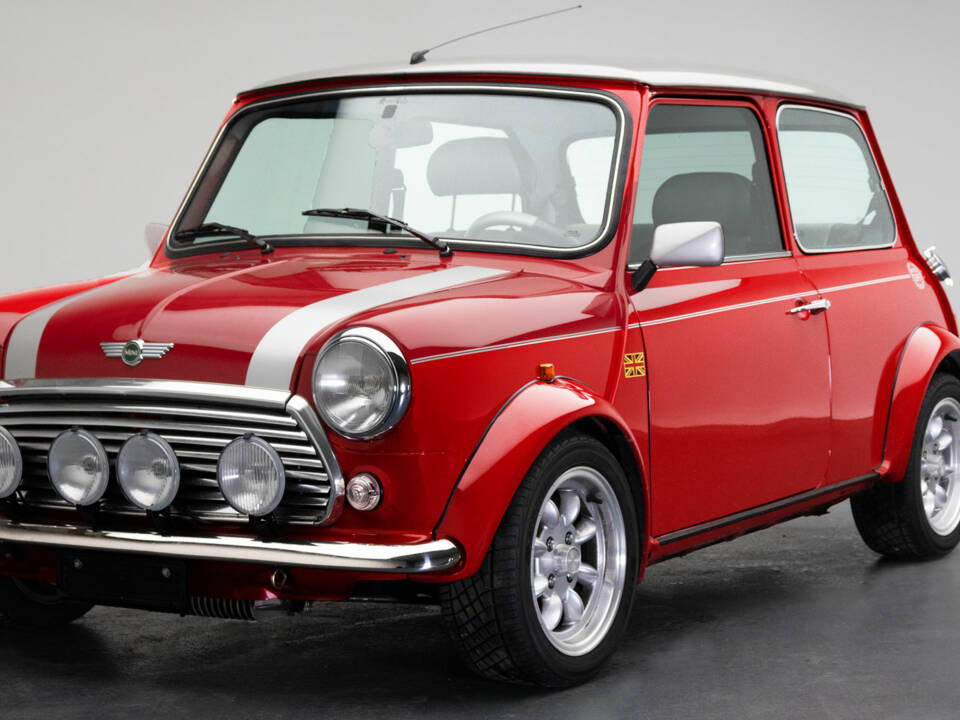 Immagine 2/9 di Rover Mini Cooper 1,3 (2001)