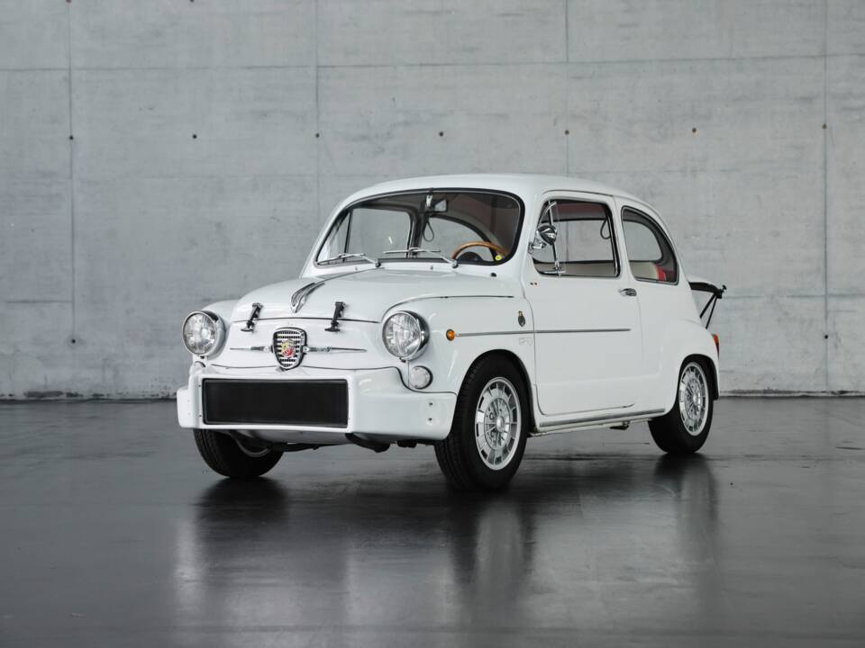 Image 6/47 of Abarth Fiat 850 TC (1965)