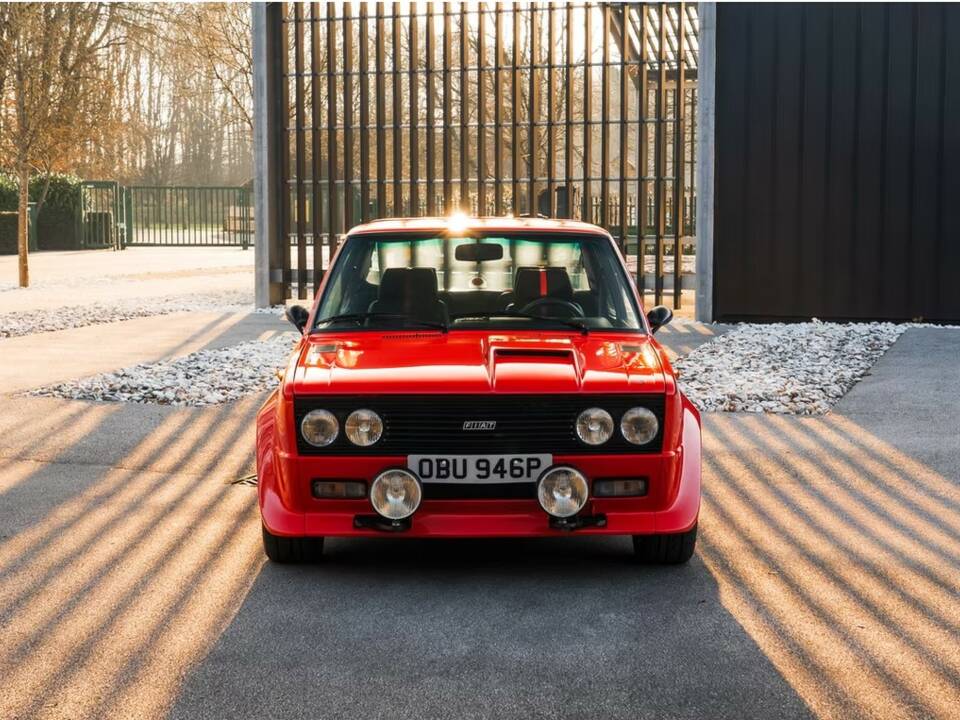 Image 2/15 of FIAT 131 Abarth Rally (1978)