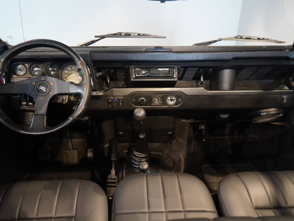 Imagen 9/29 de Land Rover 90 (1988)