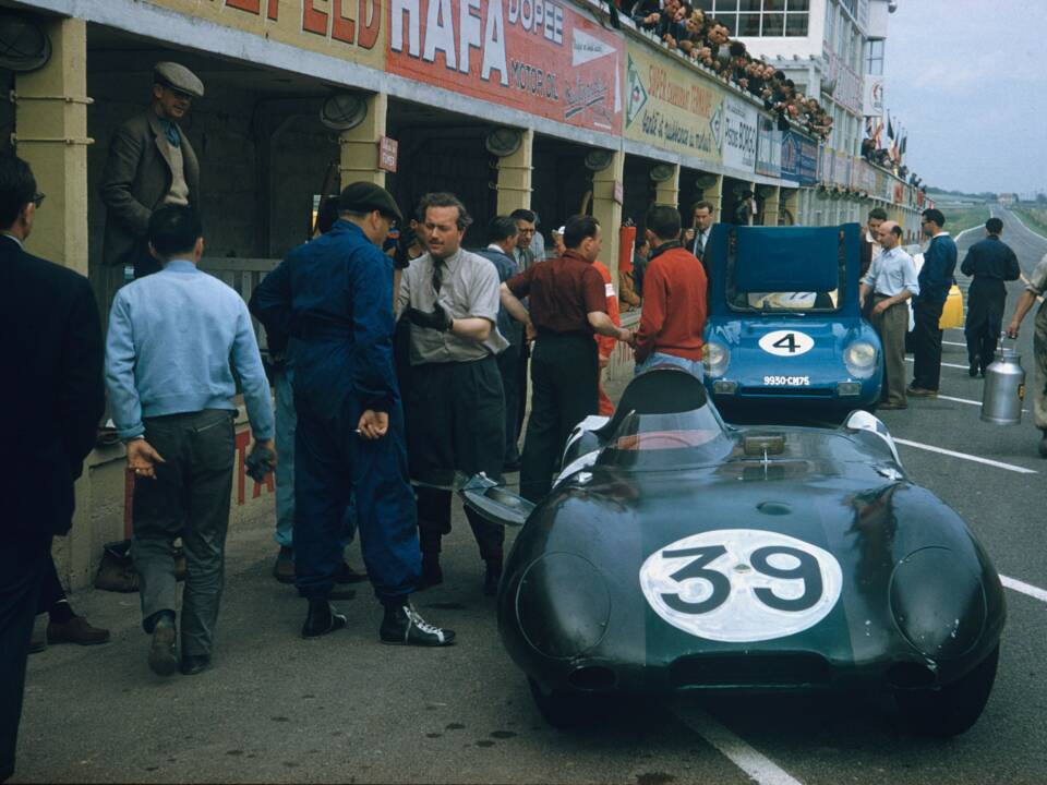 Image 40/43 of Autobleu 750 MM (1954)