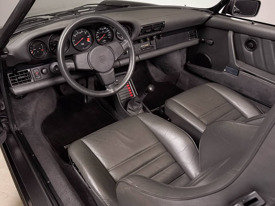 Bild 18/23 von Porsche 911 Carrera 3.2 (WTL) (1989)
