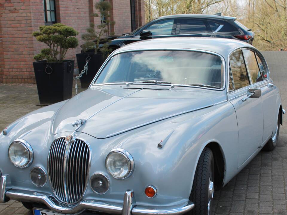 Bild 5/42 von Jaguar 240 (1968)