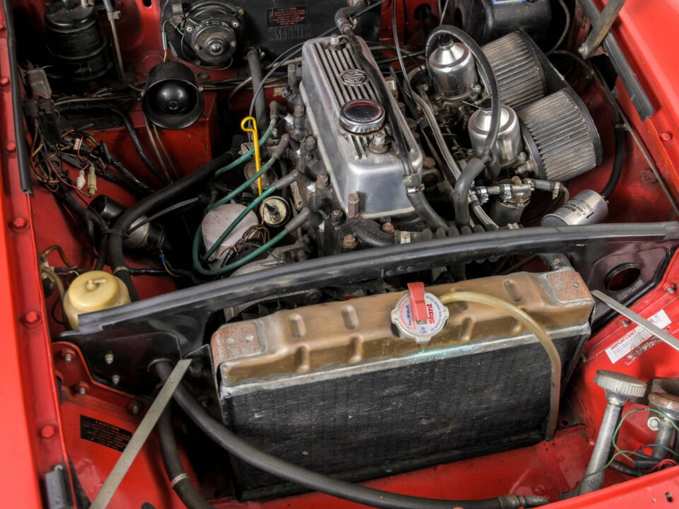 Bild 40/50 von MG MGB (1971)