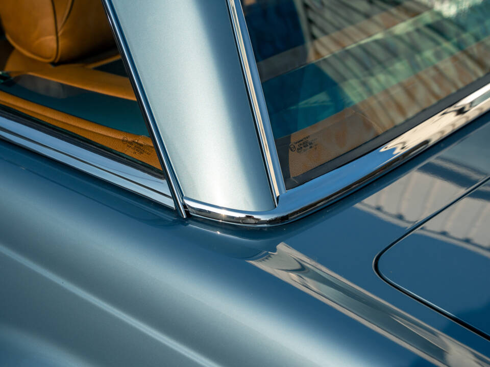 Bild 45/99 von Mercedes-Benz 280 SL (1971)