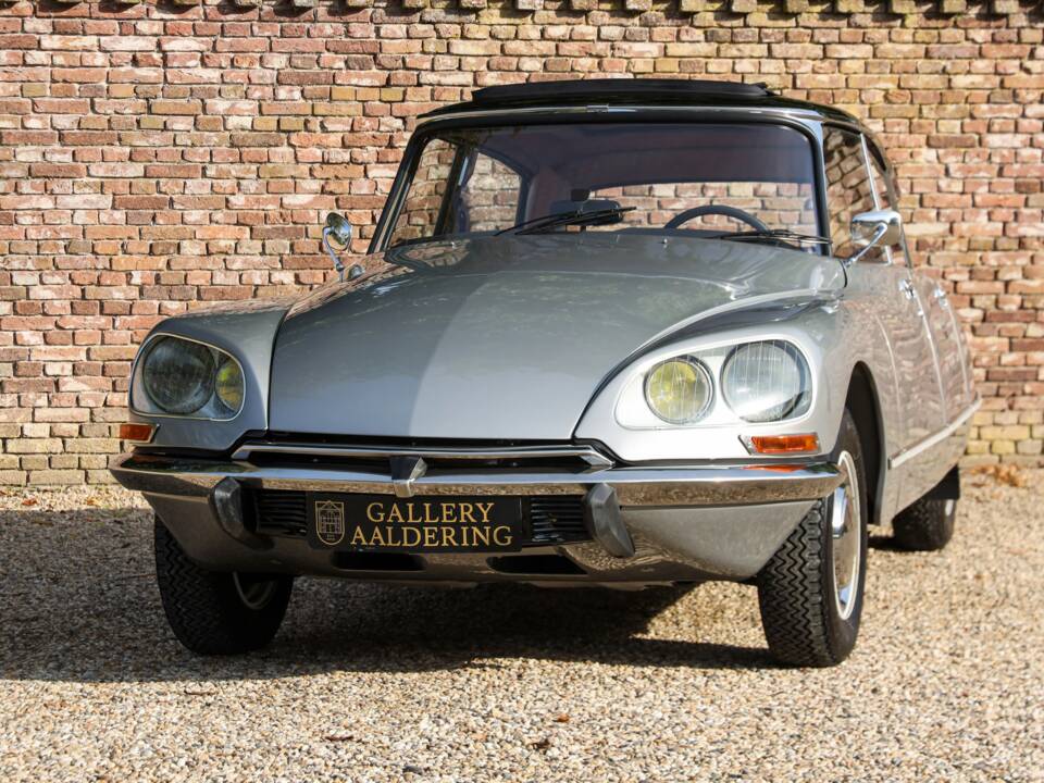 Bild 8/50 von Citroën DS 20 (1974)